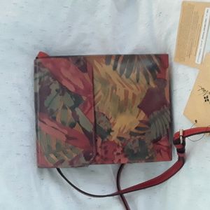 PATRICIA NASH TROPICAL DREAMS & WALLET